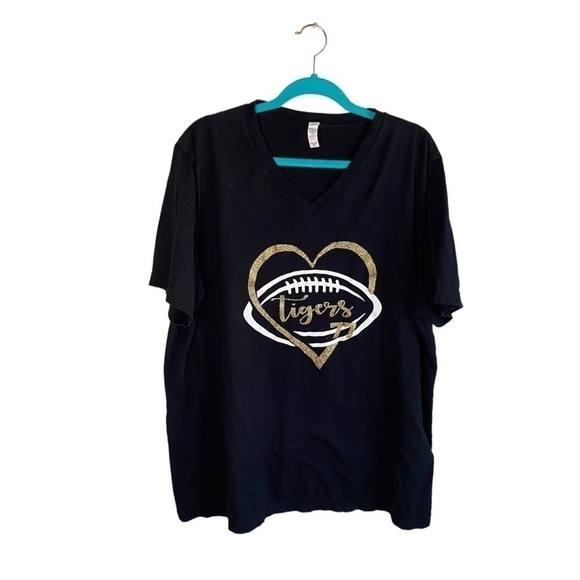 BELLA Canvas Tigers Tee, Women’s Size XXL - Picture 1 of 4